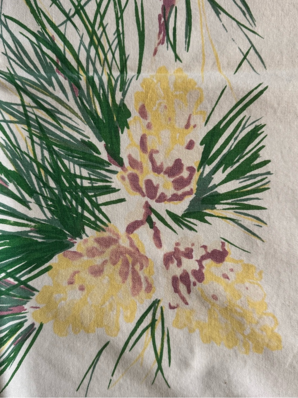 Vintage 1950’s Simtex Tablecloth Pine Cone Evergreen MCM 51” X 46” Tagged